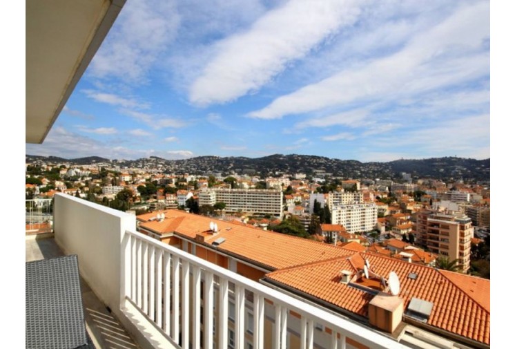 Cannes 中心 70m²公寓