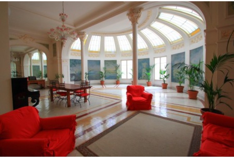 Menton152m²大房子出售